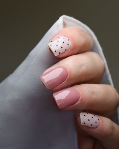 Madame Mauve